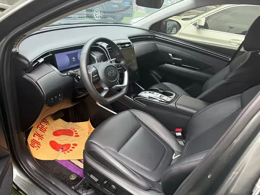 Hyundai tucson l Tucson 2021 Tucson L 1.5T DCT LUX Premium Edition 2022 — миниатюра 4