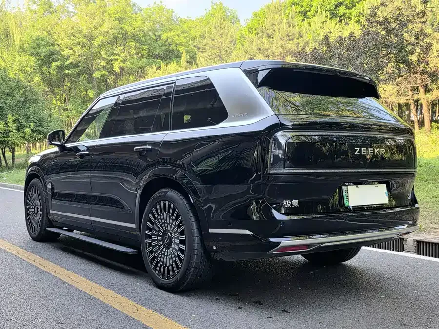 Zeekr 9X Zeekr 9X 2025 Ultra Edition 55kWh 2026 — миниатюра 2