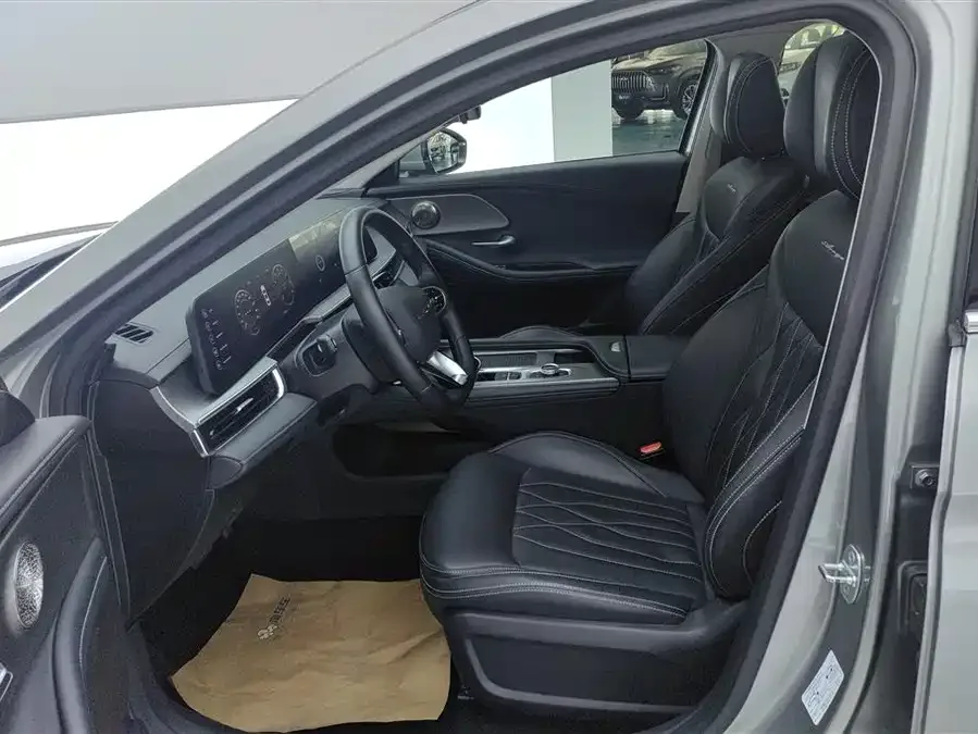 Chery Arrizo 8 Arrizo 8 2022 1.6T DCT 2023 — миниатюра 3