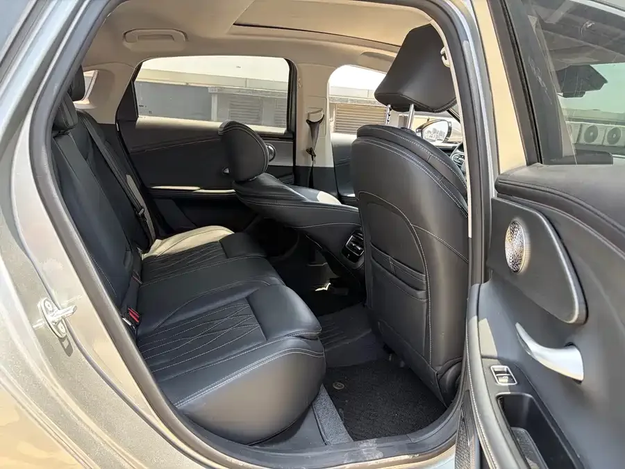 Chery Arrizo 8 Arrizo 8 2023 1.6T DCT Elegant 2023 — миниатюра 3