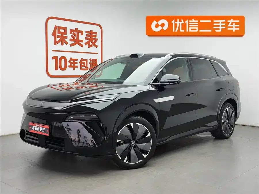 BYD Tang L 2025