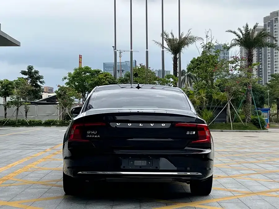 Volvo S90 2024 B5 Luxury Edition 2024 — миниатюра 5