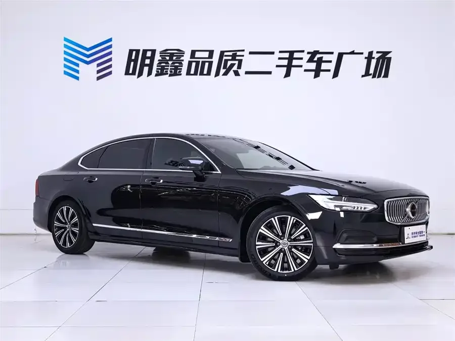 Volvo S90 2022 B5 Zhiyi Luxury Edition 2022 — миниатюра 2