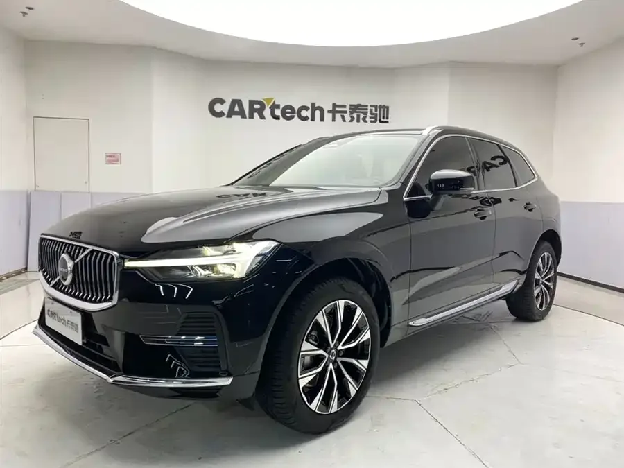 Volvo XC60 2025 B5 4WD Zhiyuan Luxury Edition 2025 — фото 1, купить с доставкой в Москву