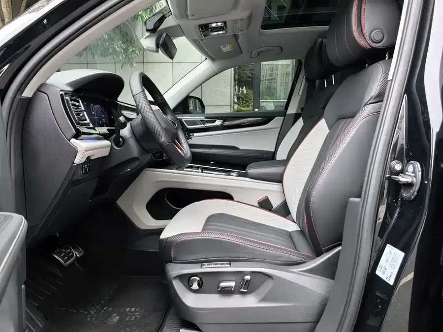 Volkswagen Teramont 2024 Touron 380TSI 4WD Dragon Edition 2024 — миниатюра 4