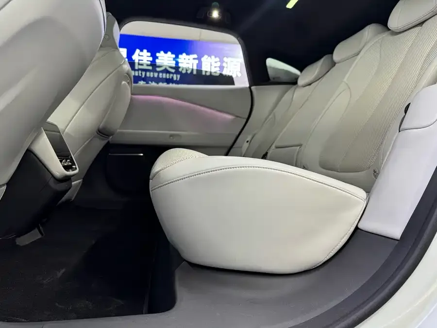 XPeng P7+ Xiaopeng P7+ 2024 long-range Max 2025 — миниатюра 3