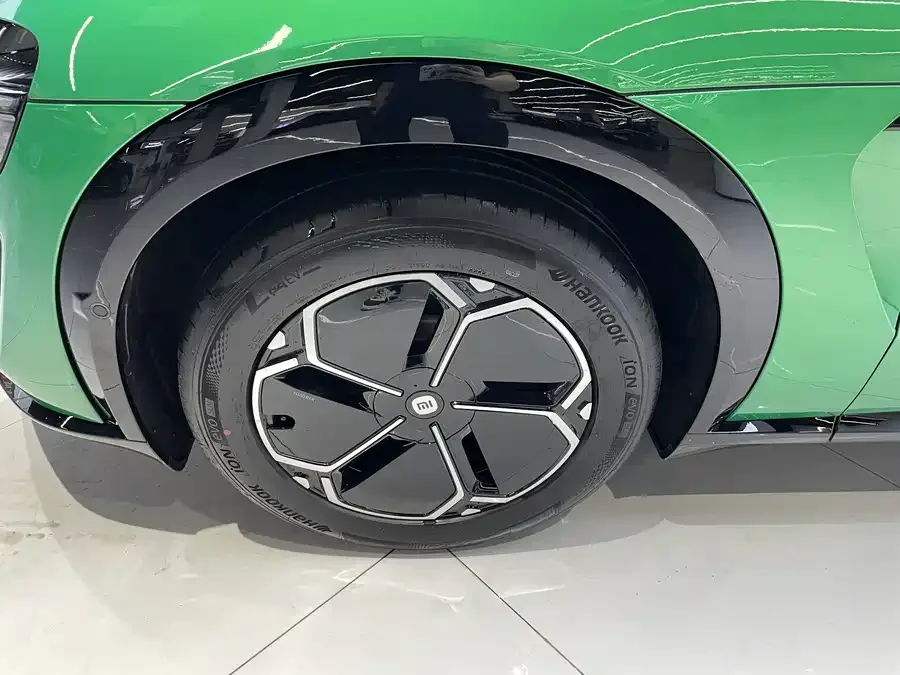 Xiaomi YU7 Xiaomi YU7 2025 Ultra-Long-Range Rear-Wheel Drive Edition 2025 — миниатюра 4