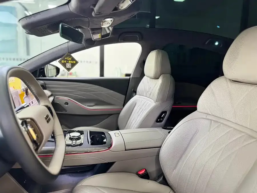 Geely Galaxy Star 8 Galaxy Star 8 2025 130km EM-P Starship Edition 2025 — миниатюра 3