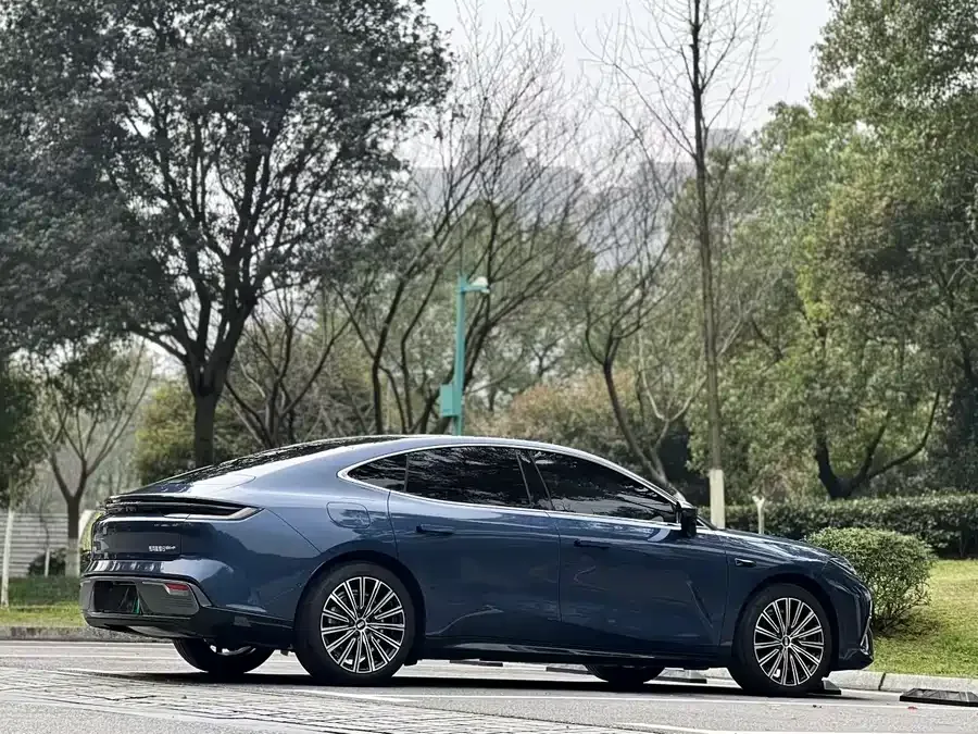 Geely Galaxy Star 8 Galaxy Star 8 2025 130km EM-P Starship Edition 2025 — миниатюра 3