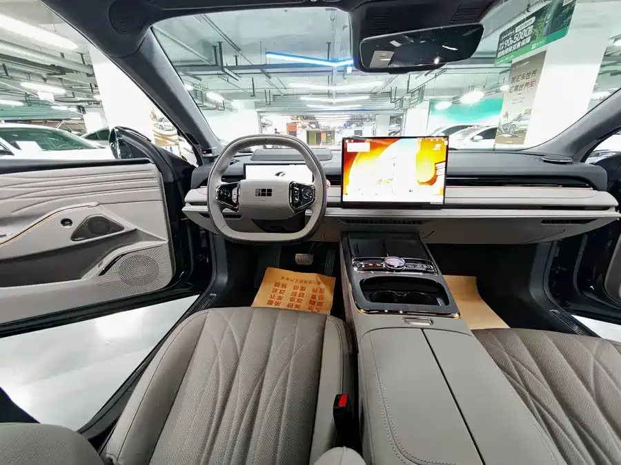 Geely Galaxy Star 8 Galaxy Star 8 2025 130km EM-P Starship Edition 2025 — миниатюра 3