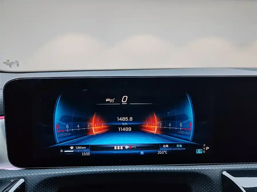 Mercedes-Benz CLA AMG Mercedes-Benz CLA AMG 2024 AMG CLA 35 4MATIC 2024 — миниатюра 4
