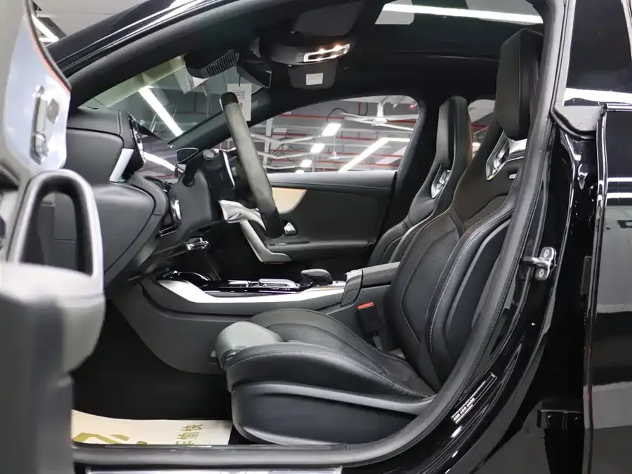 Mercedes-Benz CLA AMG Mercedes-Benz CLA AMG 2023 AMG CLA 45 4MATIC+ 2023 — миниатюра 3