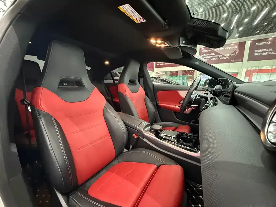 Mercedes-Benz CLA AMG Mercedes-Benz CLA AMG 2023 AMG CLA 35 4MATIC 2023 — миниатюра 5