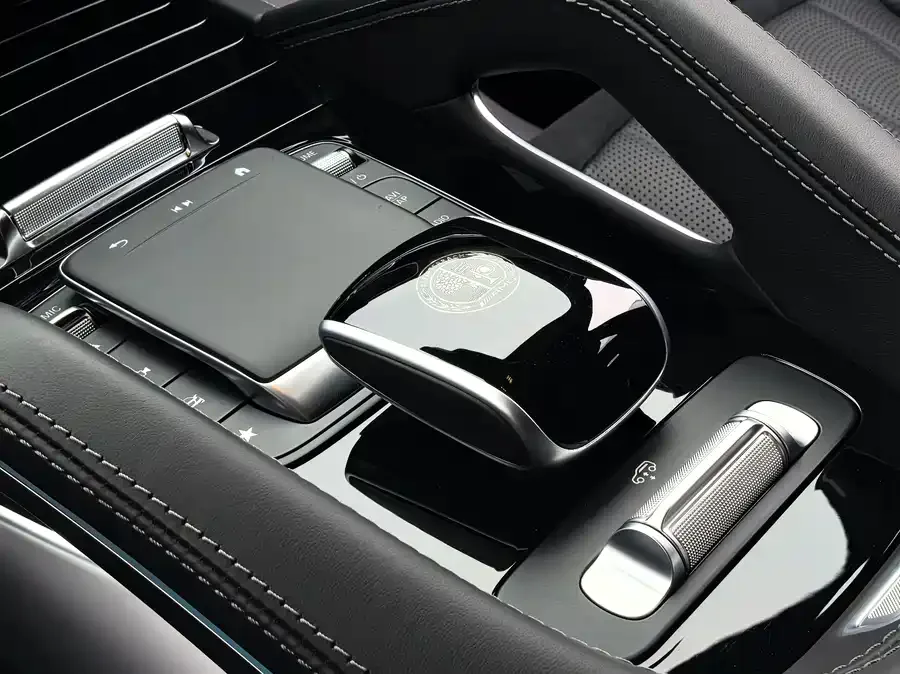 Mercedes-Benz GLS AMG Mercedes-Benz GLS AMG 2024 AMG GLS 63 4MATIC+ 2025 — миниатюра 4