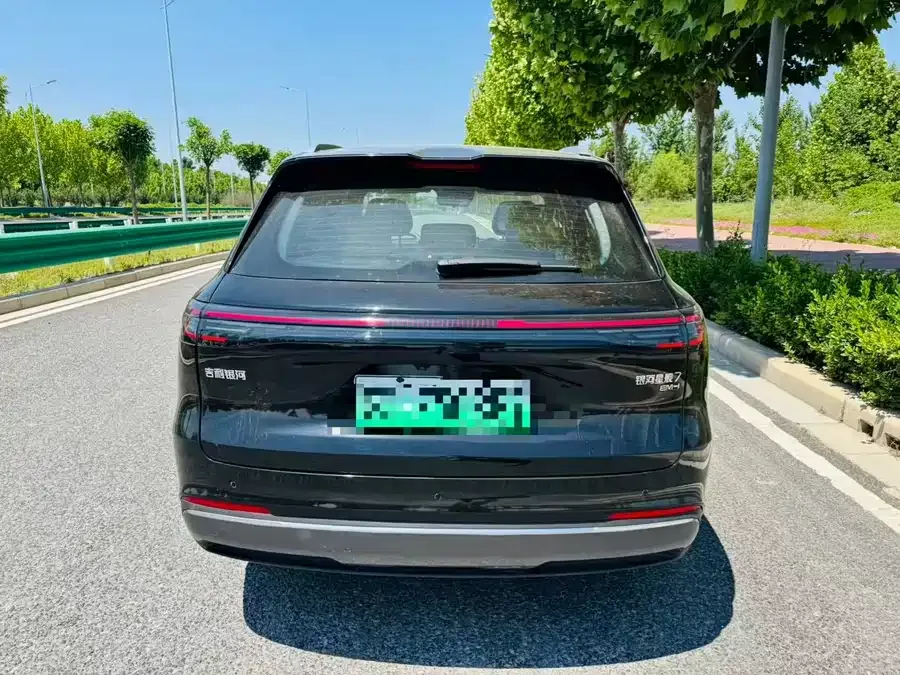 Geely Galaxy Starship 7 Galaxy Starship 7 2025 120km Navigator Edition 2025 — миниатюра 3