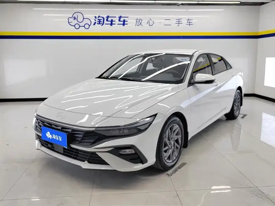 Hyundai Elantra Elantra 2023 1.5L CVT GLS Leading Edition 2025 — фото 1, купить с доставкой в Москву