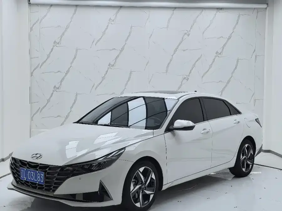 Hyundai Elantra Elantra 2021 1.5L CVT GLX Elite Edition 2023 — фото 1, купить с доставкой в Москву