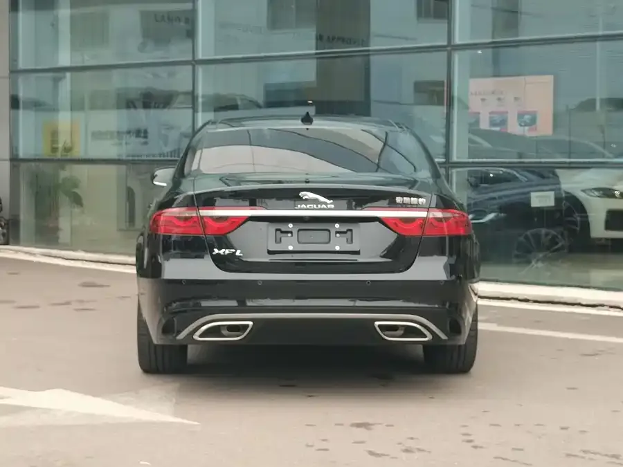 Jaguar XFL 2024 2.0T P250 2WD Luxury Edition 2025 — миниатюра 5