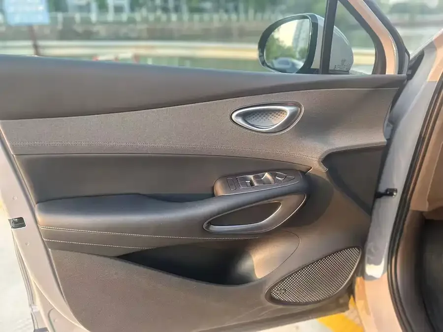 BYD Sea Lion 05 EV Sea Lion 05 EV 2025 520KM Intelligent Navigation Edition 2025 — миниатюра 4