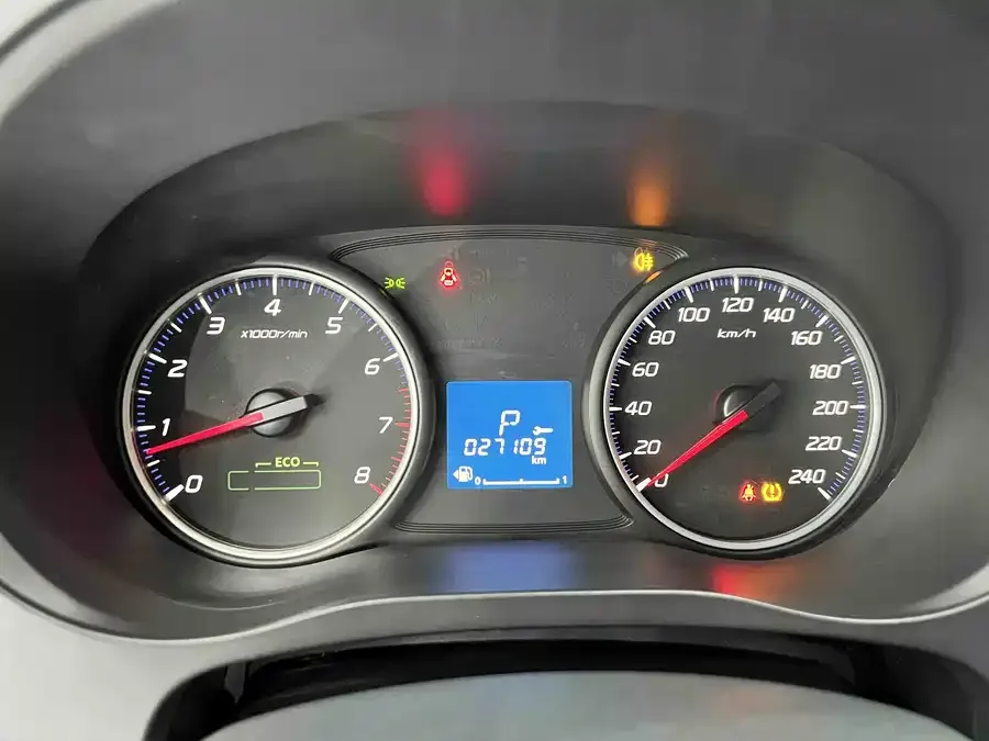 Mitsubishi Outlander Outlander 2021 facelift 2.0L 2WD 5-seater 2023 — миниатюра 3
