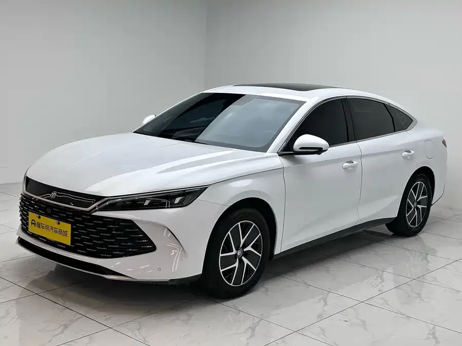 BYD Qin L Qin L 2024 DM-i 120KM Leading Edition 2025 — фото 1, купить с доставкой в Москву