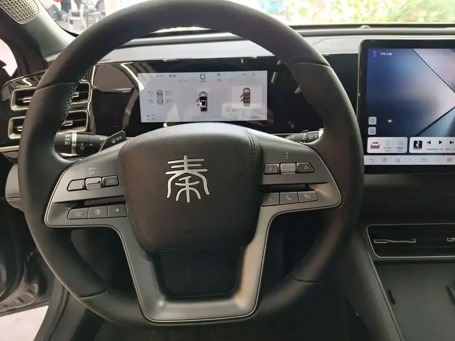 BYD Qin L Qin L 2025 DM-i Intelligent Driving Edition 120KM Leading Edition 2025 — миниатюра 4