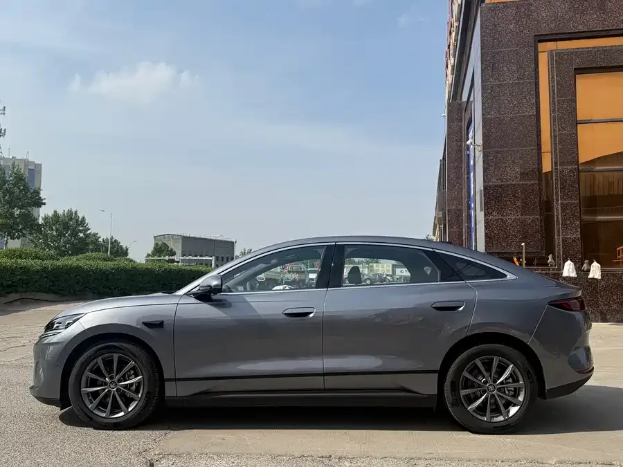 BYD Qin L Qin L 2025 EV 470KM Leading Edition 2026 — миниатюра 2