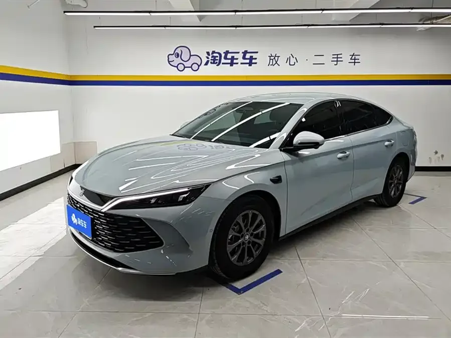 BYD Qin L Qin L 2025 DM-i Intelligent Driving Edition 80KM Leading Edition 2025 — фото 1, купить с доставкой в Москву