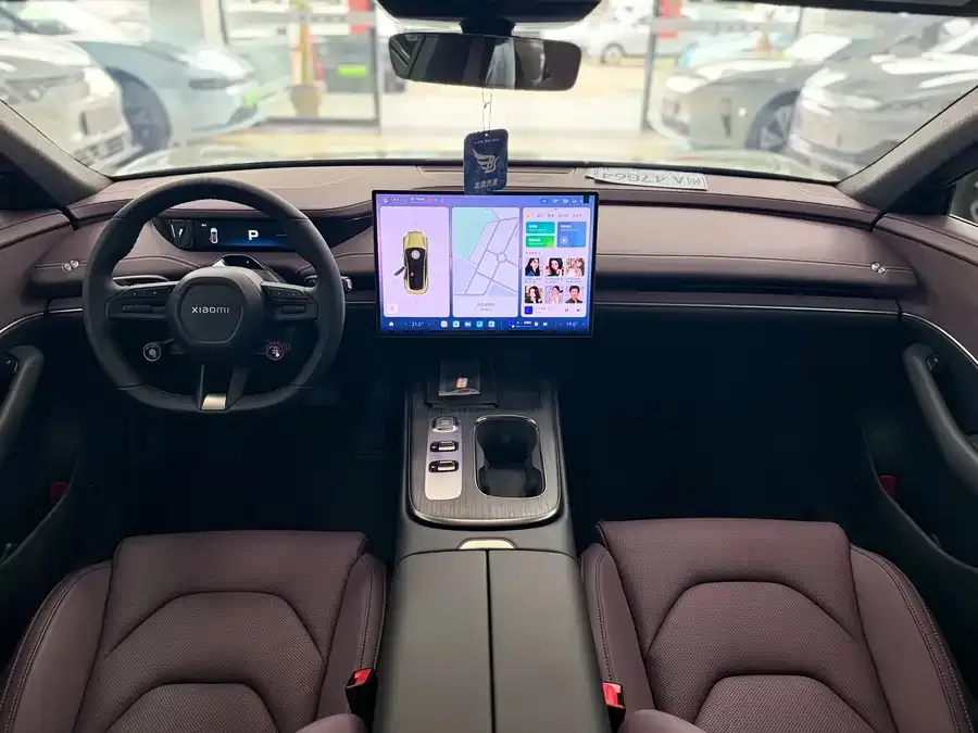 Xiaomi SU7 Xiaomi SU7 2024 rear-wheel drive standard founding edition 2025 — миниатюра 3