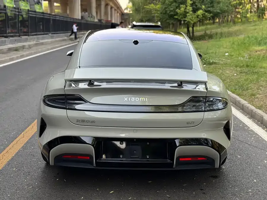 Xiaomi SU7 Xiaomi SU7 2024 rear-wheel drive long-range smart driving version 2025 — миниатюра 2