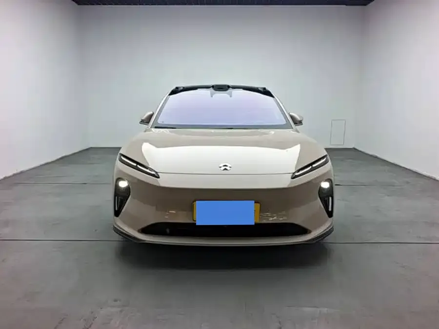 NIO ET5 2023