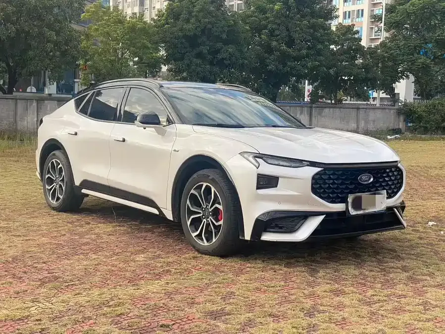 Ford EVOS EVOS 2022 EcoBoost 245 Sports Edition 2022 — фото 1, купить с доставкой в Москву