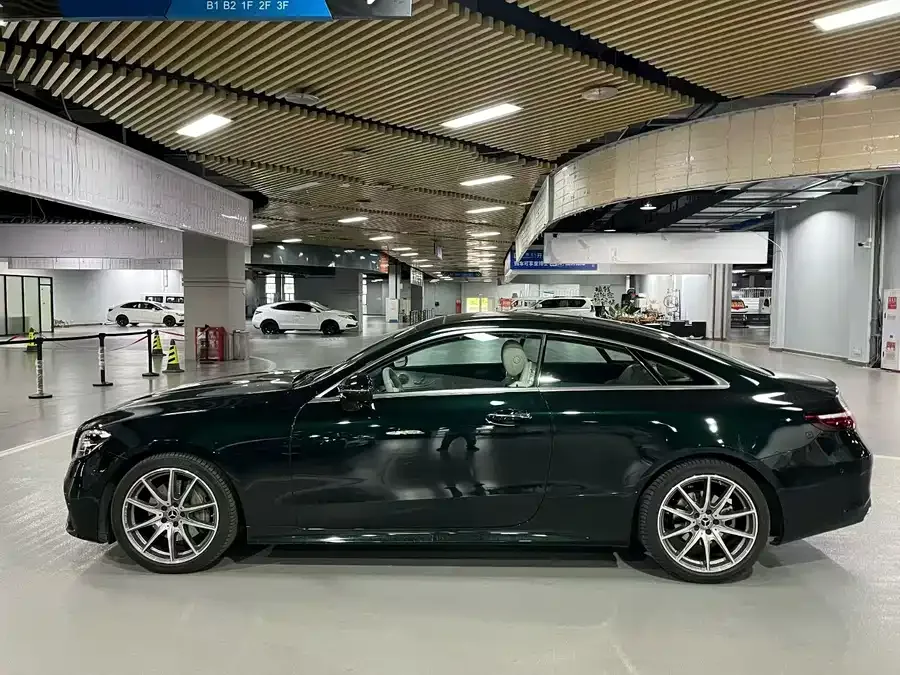 Mercedes-Benz E-Class Mercedes-Benz E-Class (Imported) 2023 E 260 Coupe 2023 — миниатюра 3