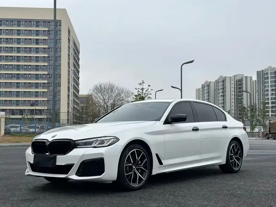BMW 5 Series 2022
