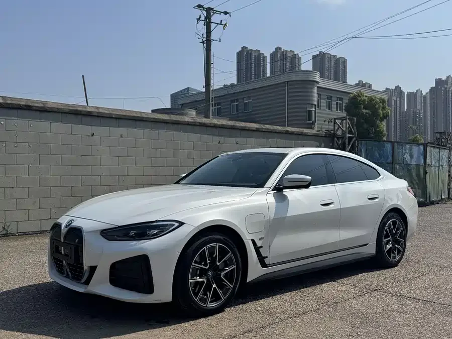 BMW i4 2024