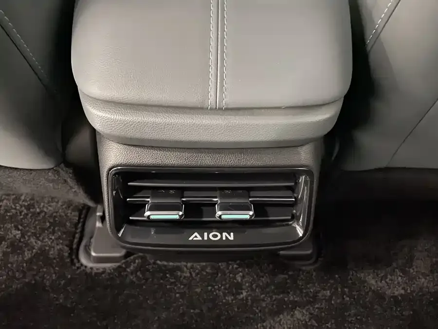 AION AION Y AION Y 2025 Plus 510 Smart Edition 2025 — миниатюра 3