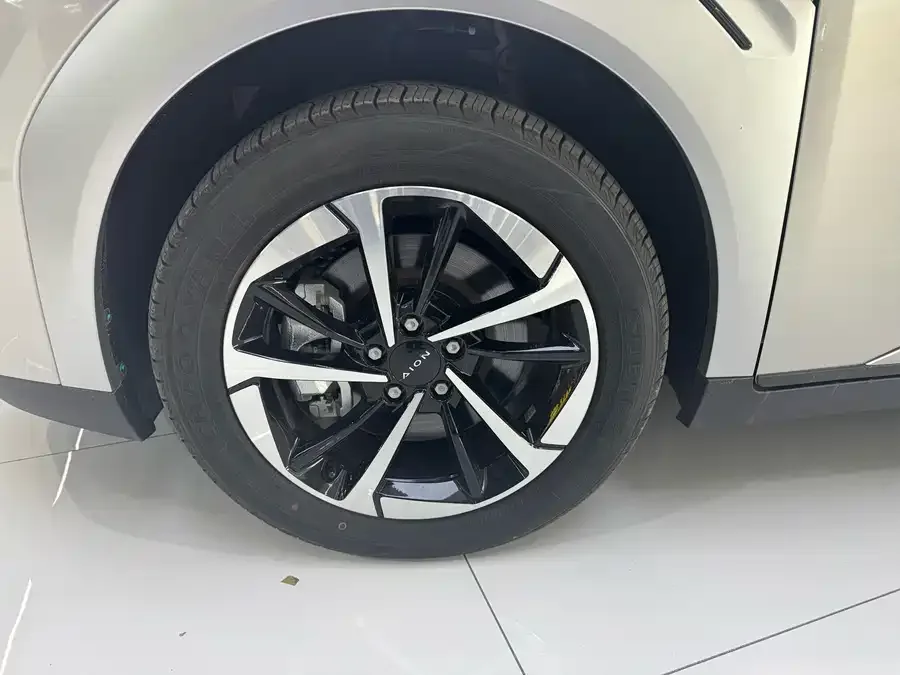 AION AION Y AION Y 2025 Plus 510 Smart Edition 2026 — миниатюра 2