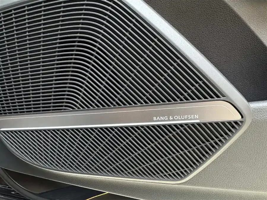 Audi Q5L 2025 45 TFSI Luxury Dynamic Edition 2025 — миниатюра 5