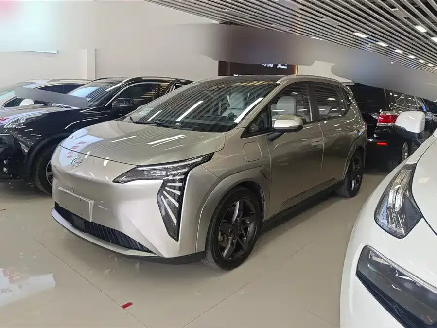 AION AION Y AION Y 2022 Plus 70 Smart Edition 2023 — фото 1, купить с доставкой в Москву