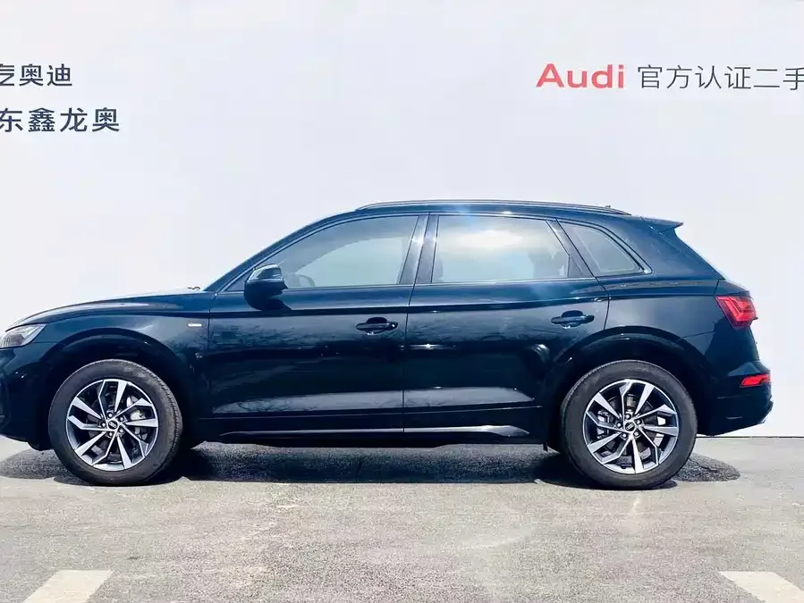 Audi Q5L 2024 40 TFSI Luxury Dynamic Edition 2024 — миниатюра 3