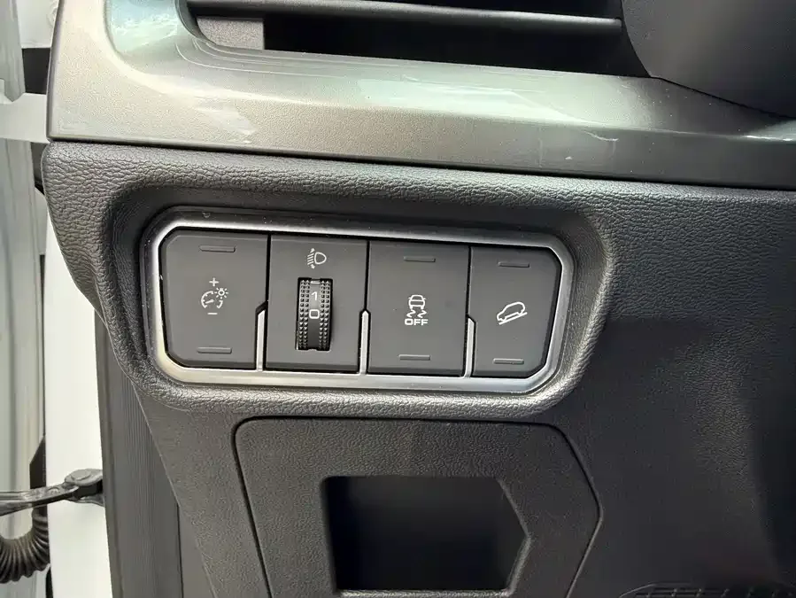 Haval H6 Haval H6 2023 National Fashion Edition 1.5T Automatic Urban Edition 2023 — миниатюра 2