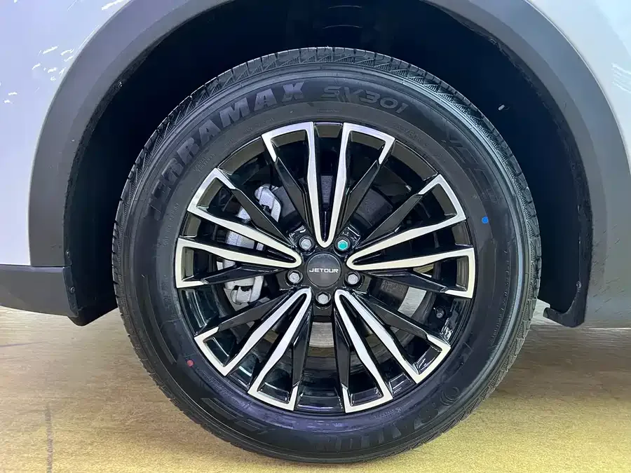 Jetour X70 PLUS JETOUR X70 PLUS 2021 facelift 1.5T DCT Mountain PRO 5-seater 2022 — миниатюра 4