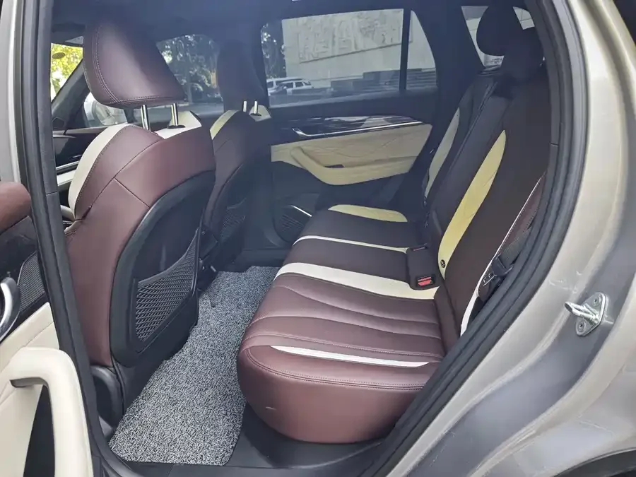 Geely Monjaro Xingyue L 2021 2.0TD DCT EVO 2WD Premium Edition 2022 — миниатюра 2