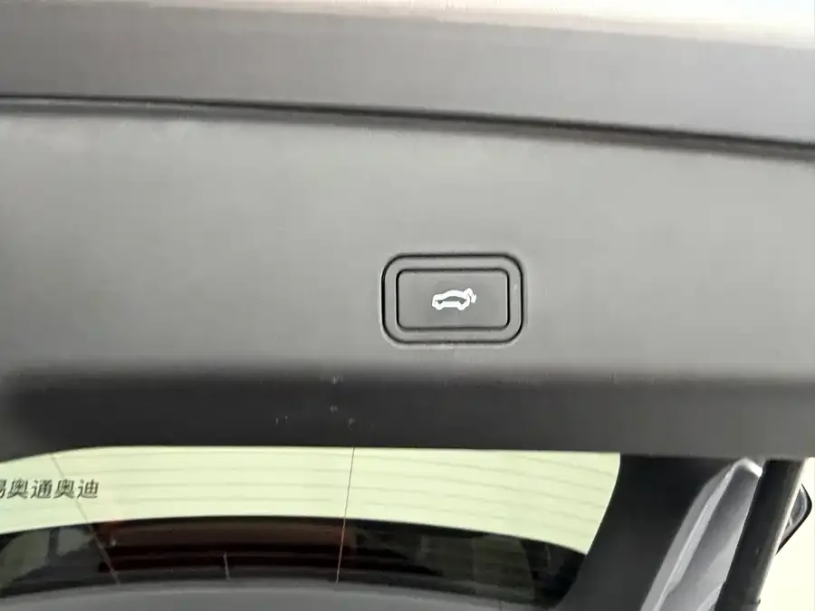Geely Monjaro Xingyue L 2024 2.0TD High Power Automatic 2WD Skyline Edition 2024 — миниатюра 5