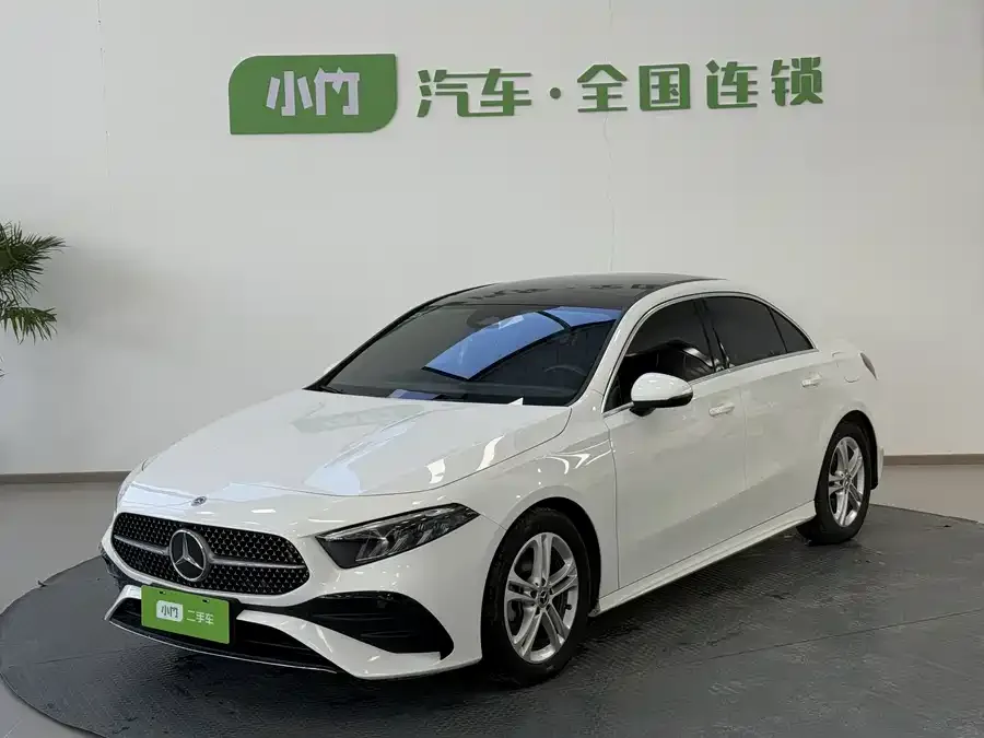 Mercedes-Benz Class A Mercedes-Benz A-Class 2023 A 180 L 2023 — фото 1, купить с доставкой в Москву
