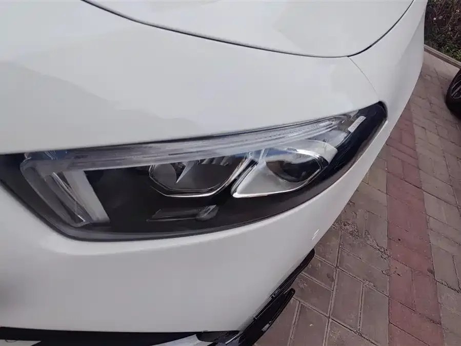 Mercedes-Benz Class A Mercedes-Benz A-Class 2022 A 200 L Sports Sedan Fashion Edition 2022 — миниатюра 2