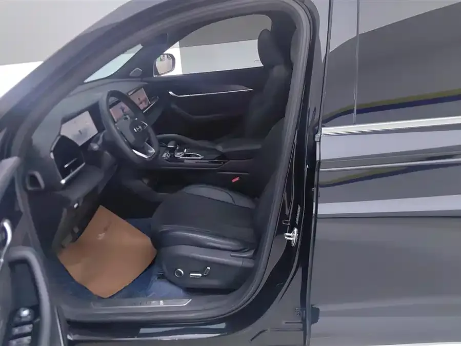 Geely Monjaro Xingyue L 2024 2.0TD High Power Automatic 2WD Skyline Edition 2024 — миниатюра 3