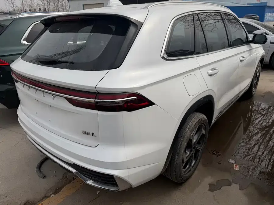 Geely Monjaro Xingyue L 2021 2.0TD DCT EVO 2WD Premium Edition 2022 — миниатюра 5