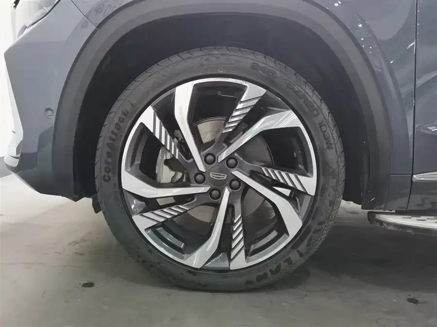 Geely Monjaro Xingyue L 2021 2.0TD DCT EVO 2WD Smart Edition 2022 — миниатюра 5