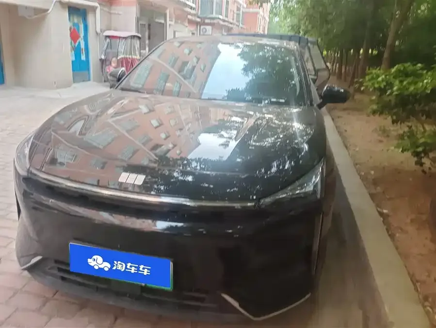 Geely Galaxy L6 2024